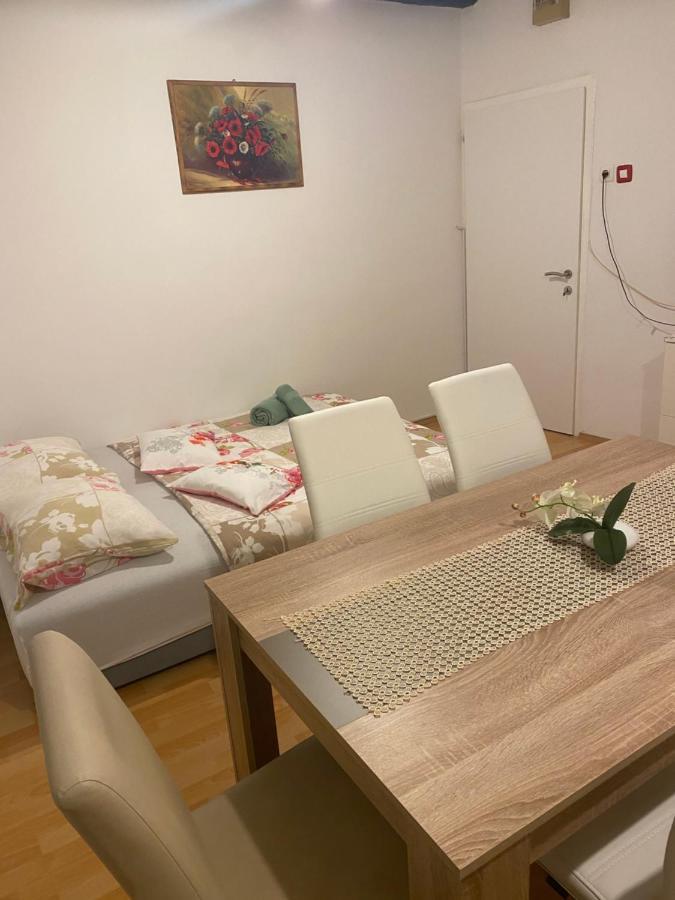 Seki House Apartment Piran Bagian luar foto